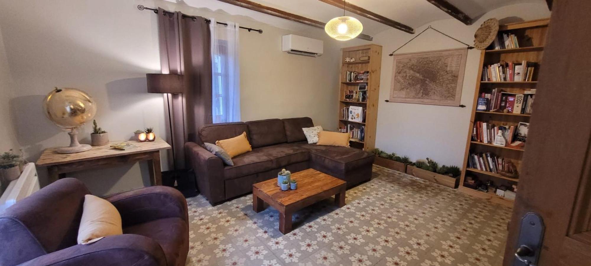 Les Batisses Du Chataignier Holiday home *